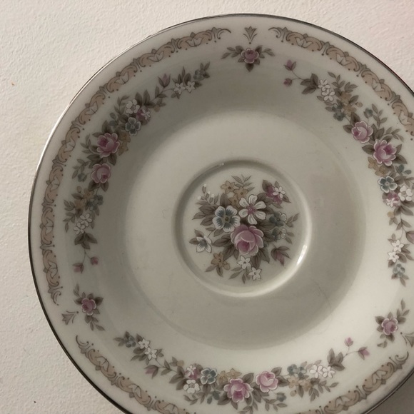 3 Wellington By Celebrity Fine China Of Japan Plates. - Picture 10 of 10